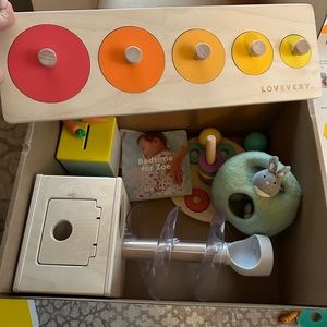 Gently used like new “The Babbler” play kit by Lovevery